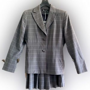 Women’s Suit: Pleated Skirt with Jacket